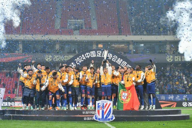 足球直播-申花超级杯夺冠平息争议 强力阵容剑指中超冠军