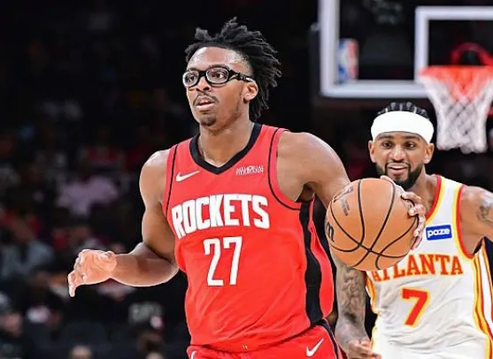 足球直播-值得轮换位置？克劳福德出战15分钟，3中2得到5分1篮板2助攻